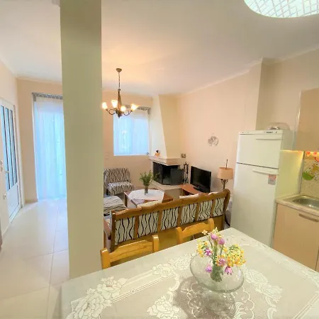 아파트 Anastasia's House Vlikhón